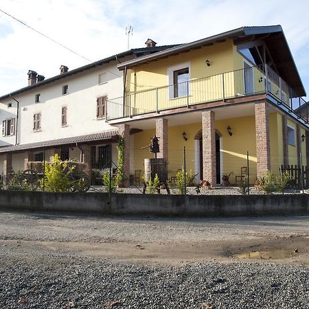 Agriturismo Il Vecchio Portico Francavilla Bisio エクステリア 写真