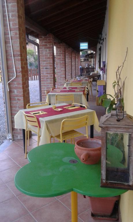 Agriturismo Il Vecchio Portico Francavilla Bisio エクステリア 写真