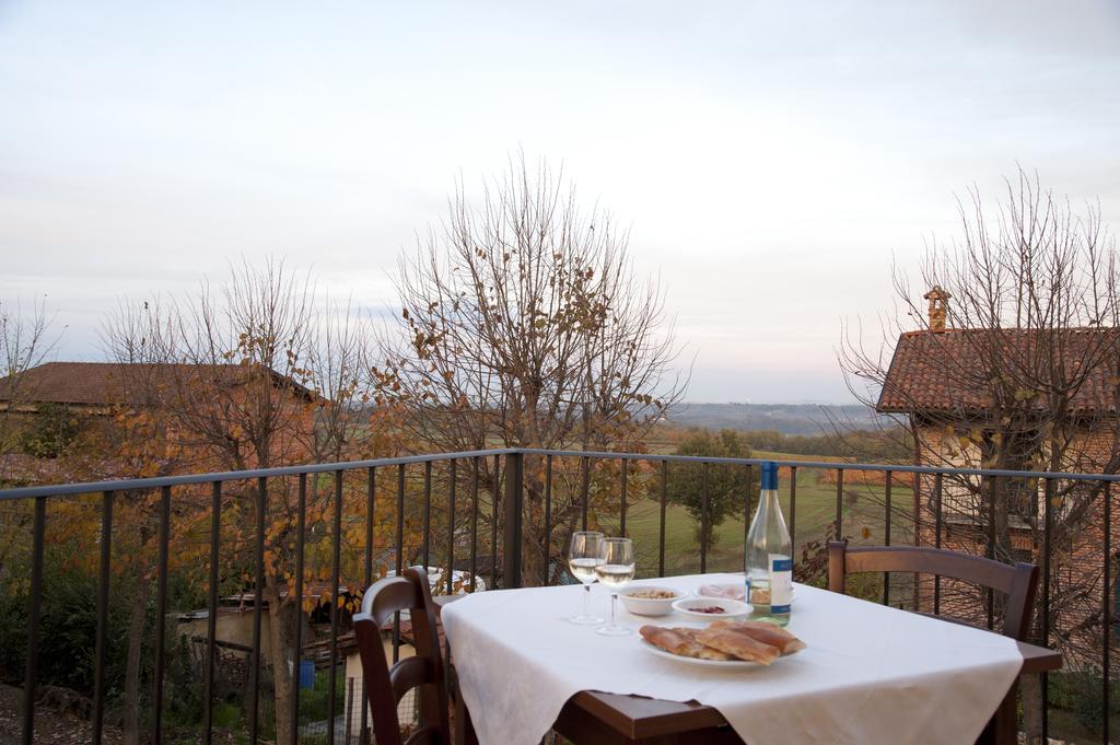Agriturismo Il Vecchio Portico Francavilla Bisio エクステリア 写真